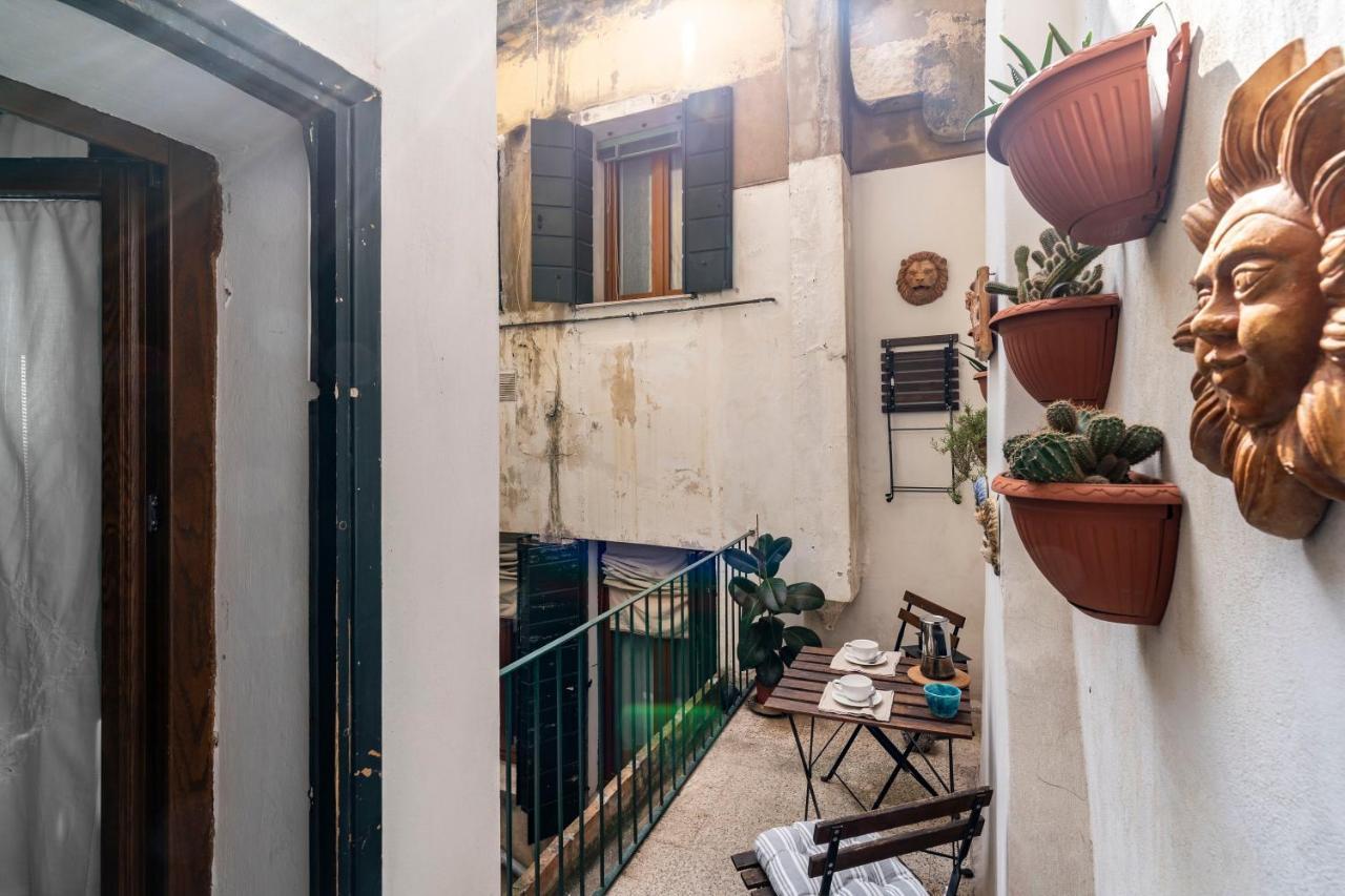 Appartamento Ai Miracoli Venice Exterior photo